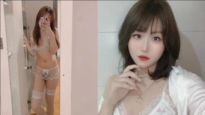 天津市职业大学清纯校花【张可心】自拍泄密，反差萌女神卫生间揉奶诱惑至极