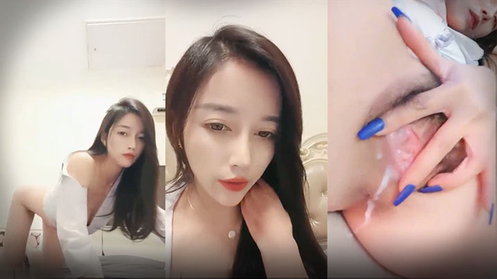 气质一库一库~舔假阳具道具自慰表情很骚、看来是很爽呻吟声那么的动听