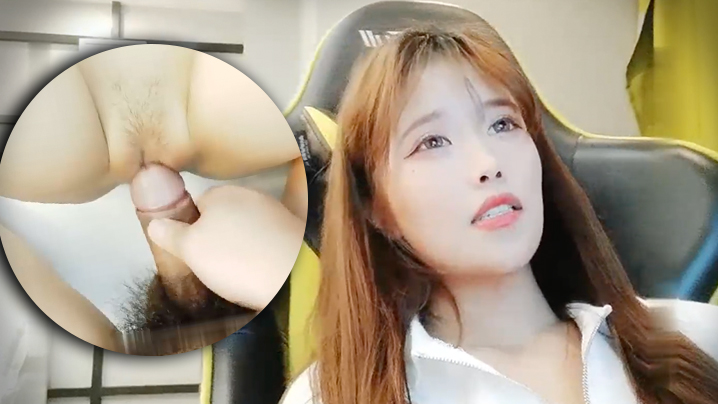 电竞少女跟小哥开房啪啪胯下的呻吟口交大鸡巴表情好骚啊、让小哥从床上干到浴室