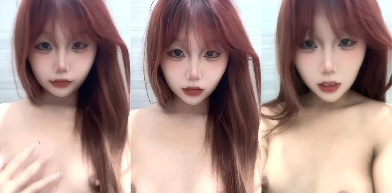 四川美女大学生【黄一舟】金主定制视频流出，红色吊带露奶掰穴翘臀特写骚劲爆表